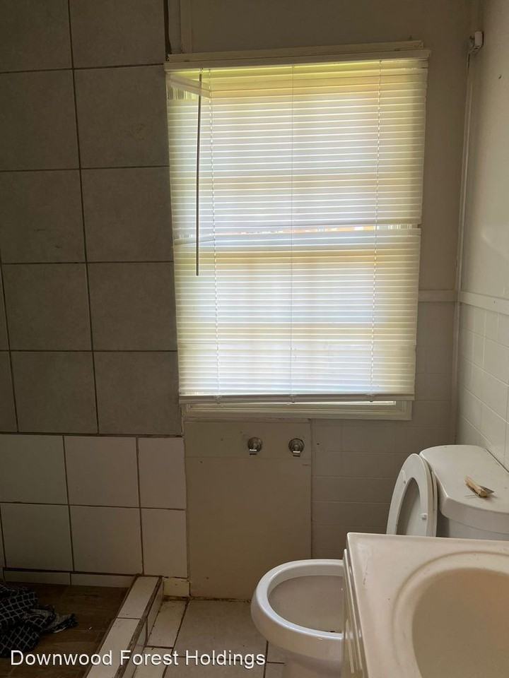 2316 Pacific St - Photo 2 of 13