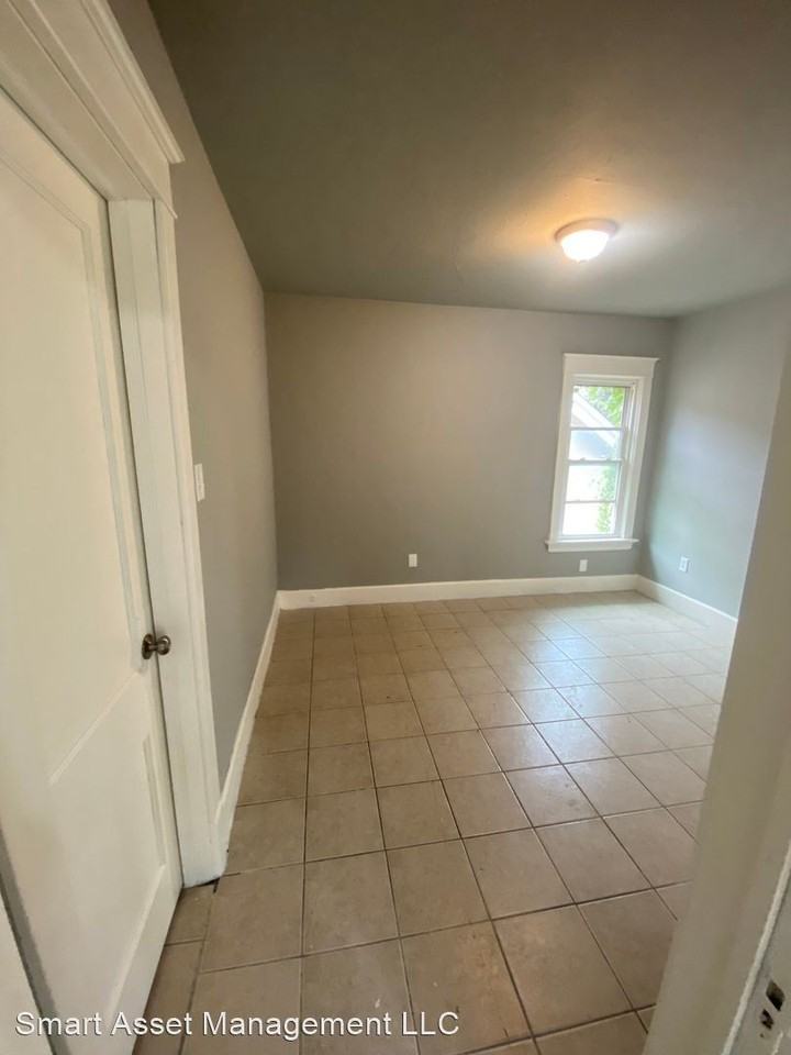 3061-3063 N 36th St. - Photo 3 of 11