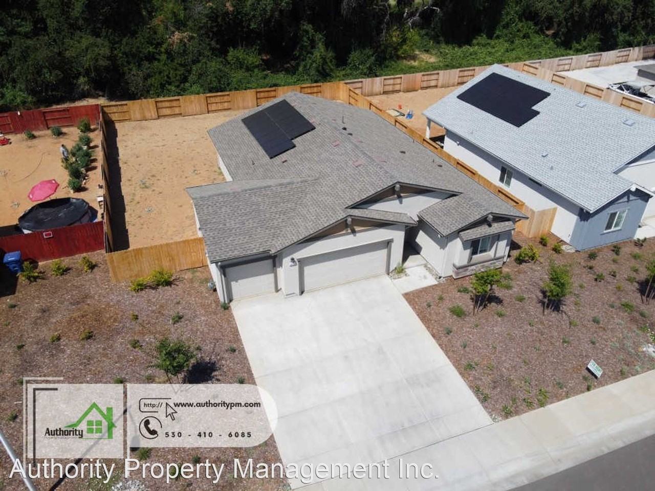 3673 Ginny Ct - Photo 3 of 31