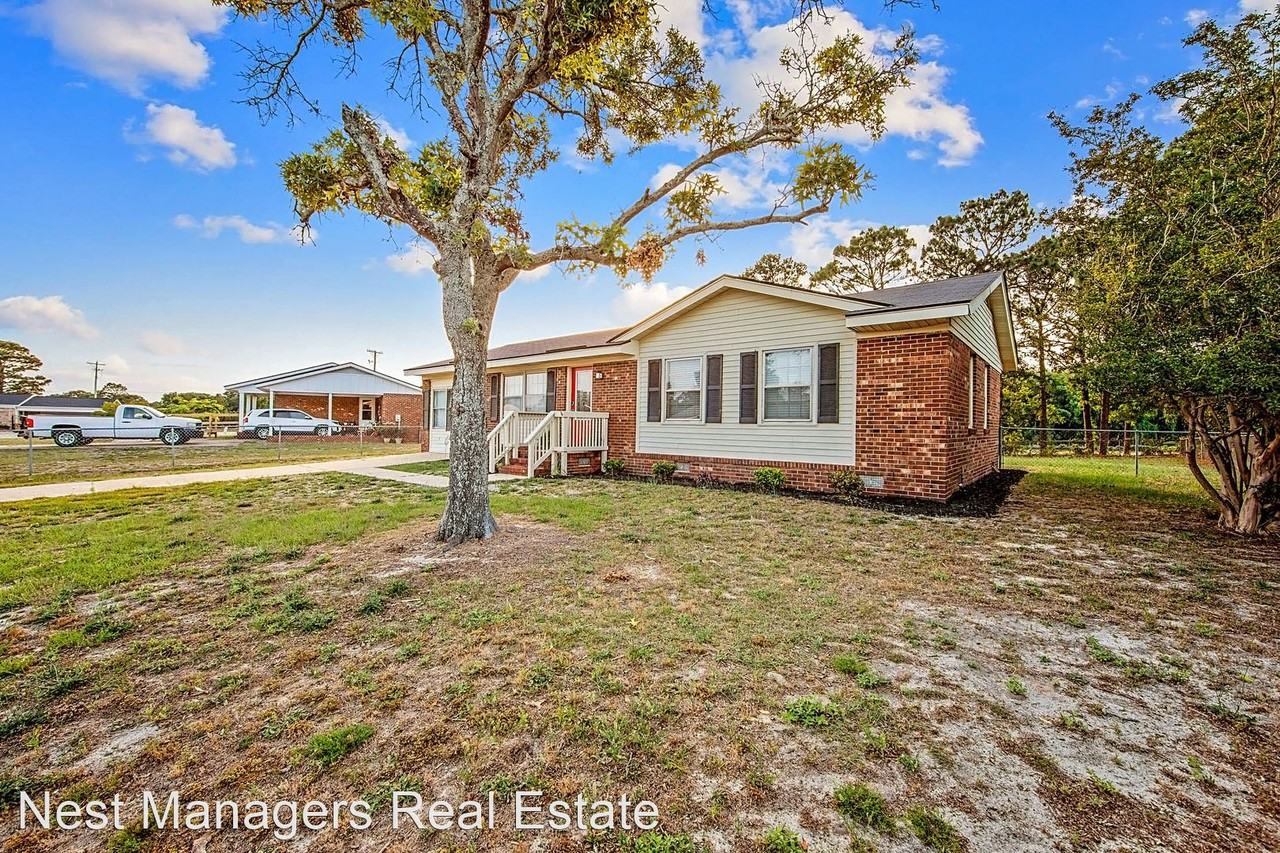 2816 E Cramer Dr - Photo 3 of 23