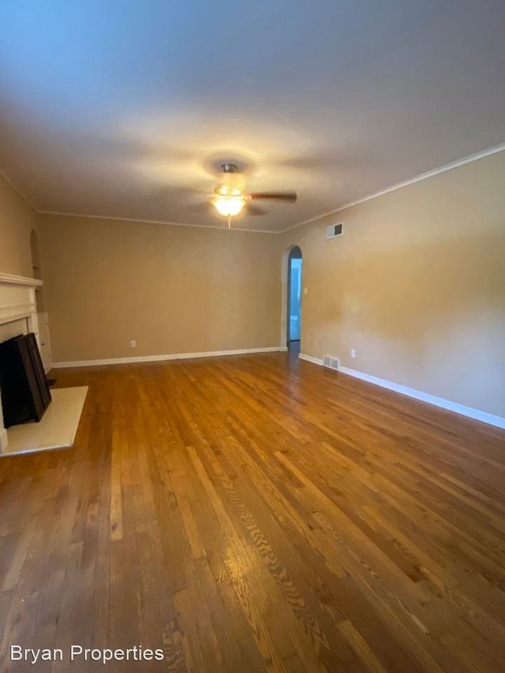 1103 E Linwood Dr - Photo 2 of 11