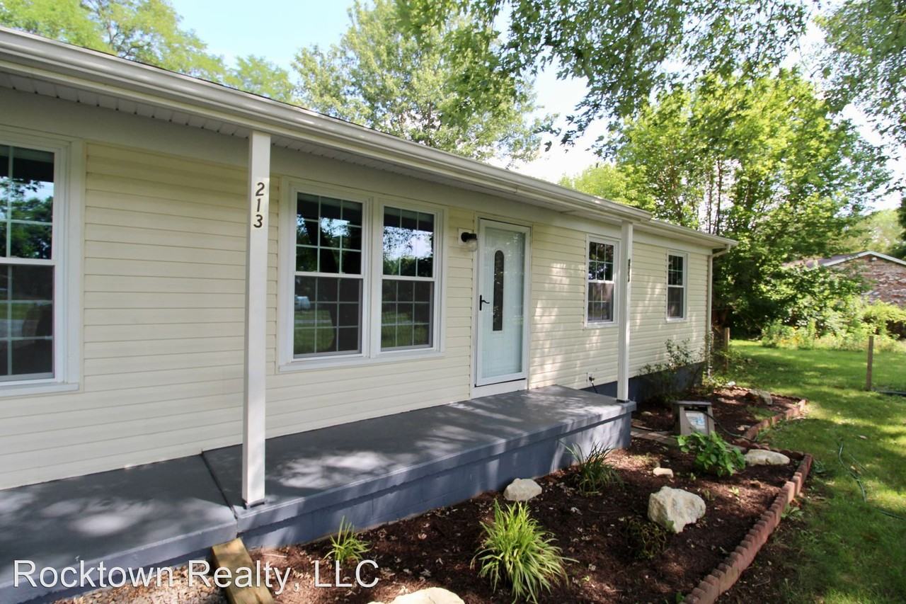 213 Grant Rd - Photo 2 of 18