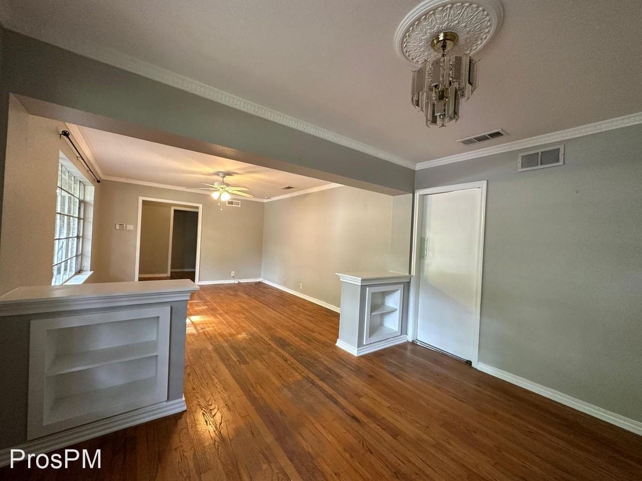 4815 Kelman St - Photo 3 of 24