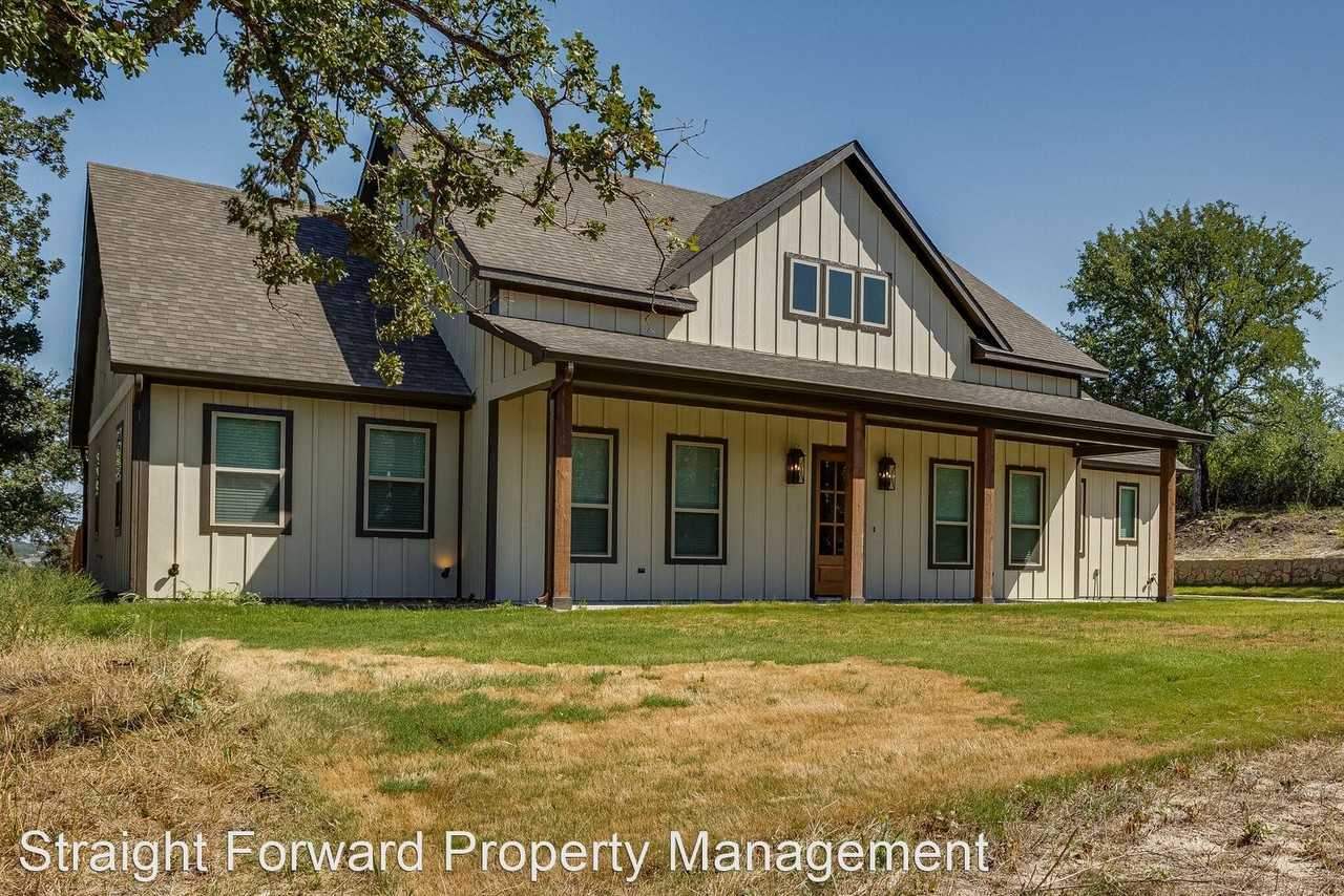 896 Ellis Dr - Photo 3 of 50