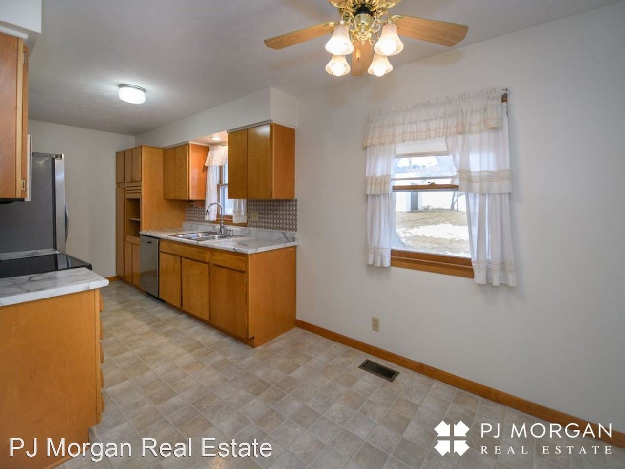 4924 N 95th Cir - Photo 3 of 12