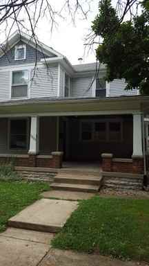 1331 Indiana Ave - Photo 2 of 13