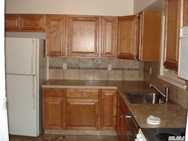 12 Crest Hill Ct - Photo 2 of 6