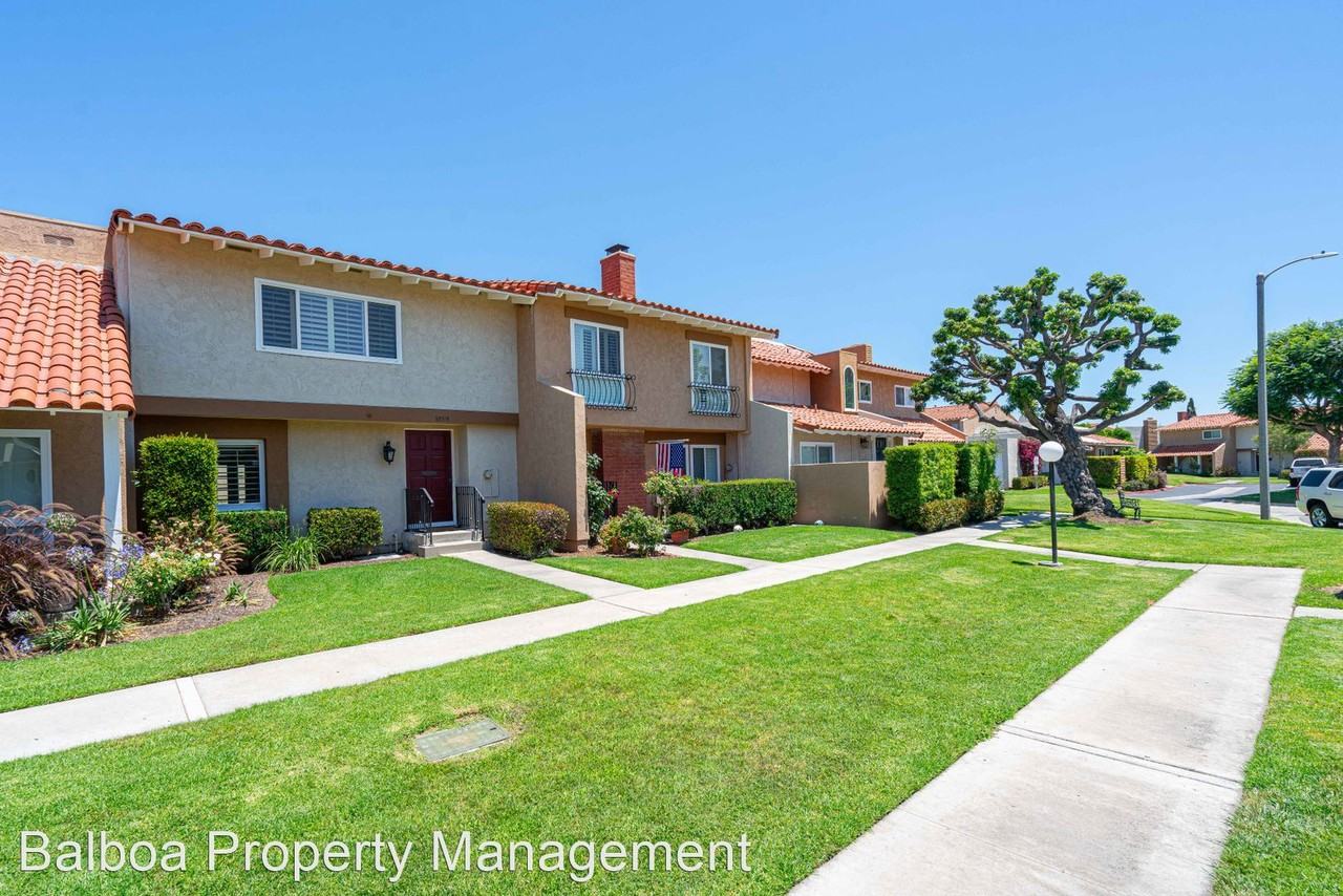 10519 La Rosa Cir - Photo 2 of 34