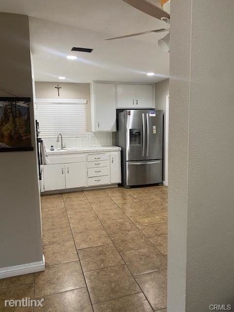 8670 Avalon Ct - Photo 2 of 11