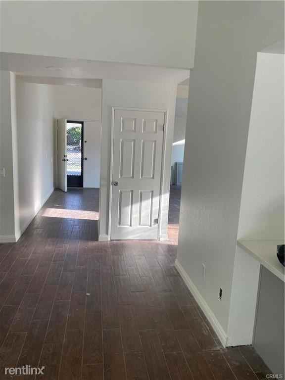 8810 Avalon St - Photo 2 of 6