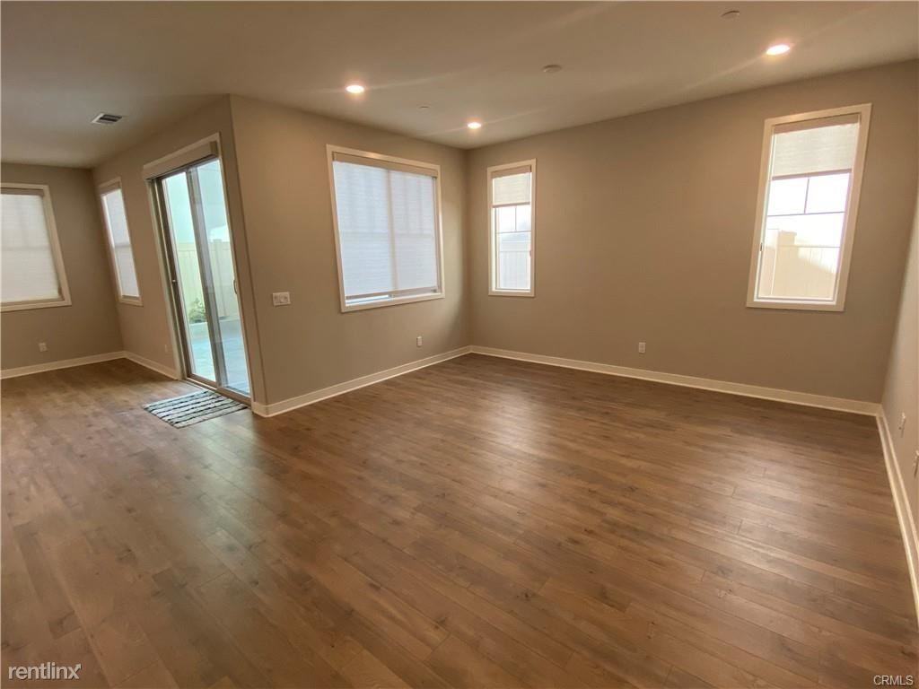 39 Gable Ct - Photo 2 of 10