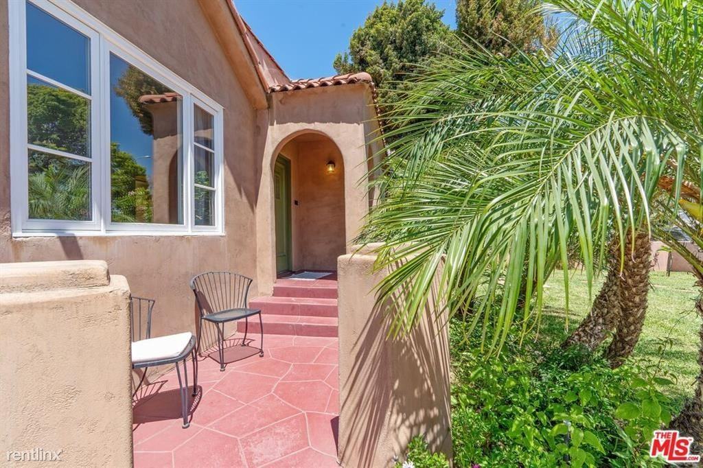 3732 Revere Ave - Photo 3 of 11