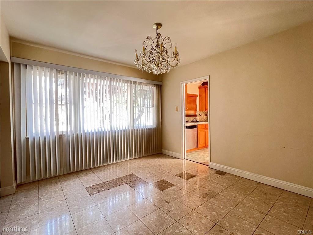 8232 Longden Ave - Photo 2 of 10