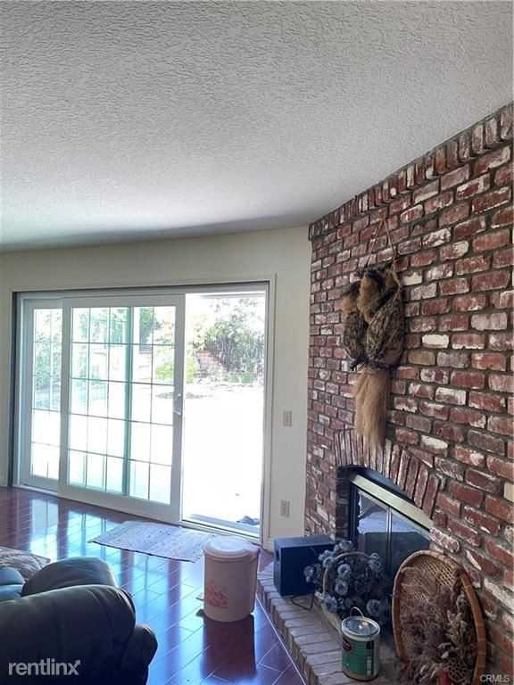 17893 Calle Los Arboles - Photo 2 of 10