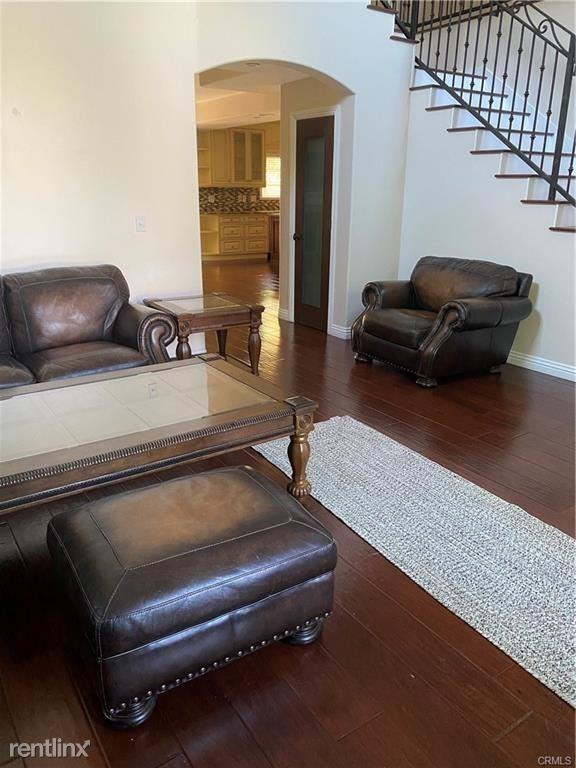 190 N Lima St - Photo 2 of 10