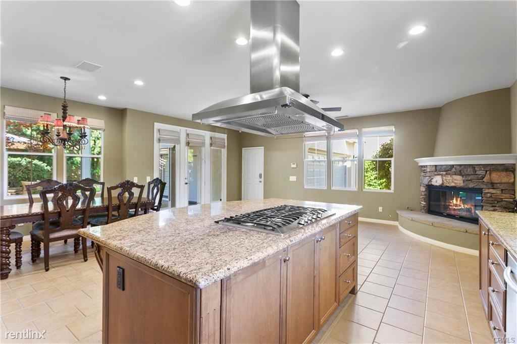 29 Calistoga - Photo 3 of 10