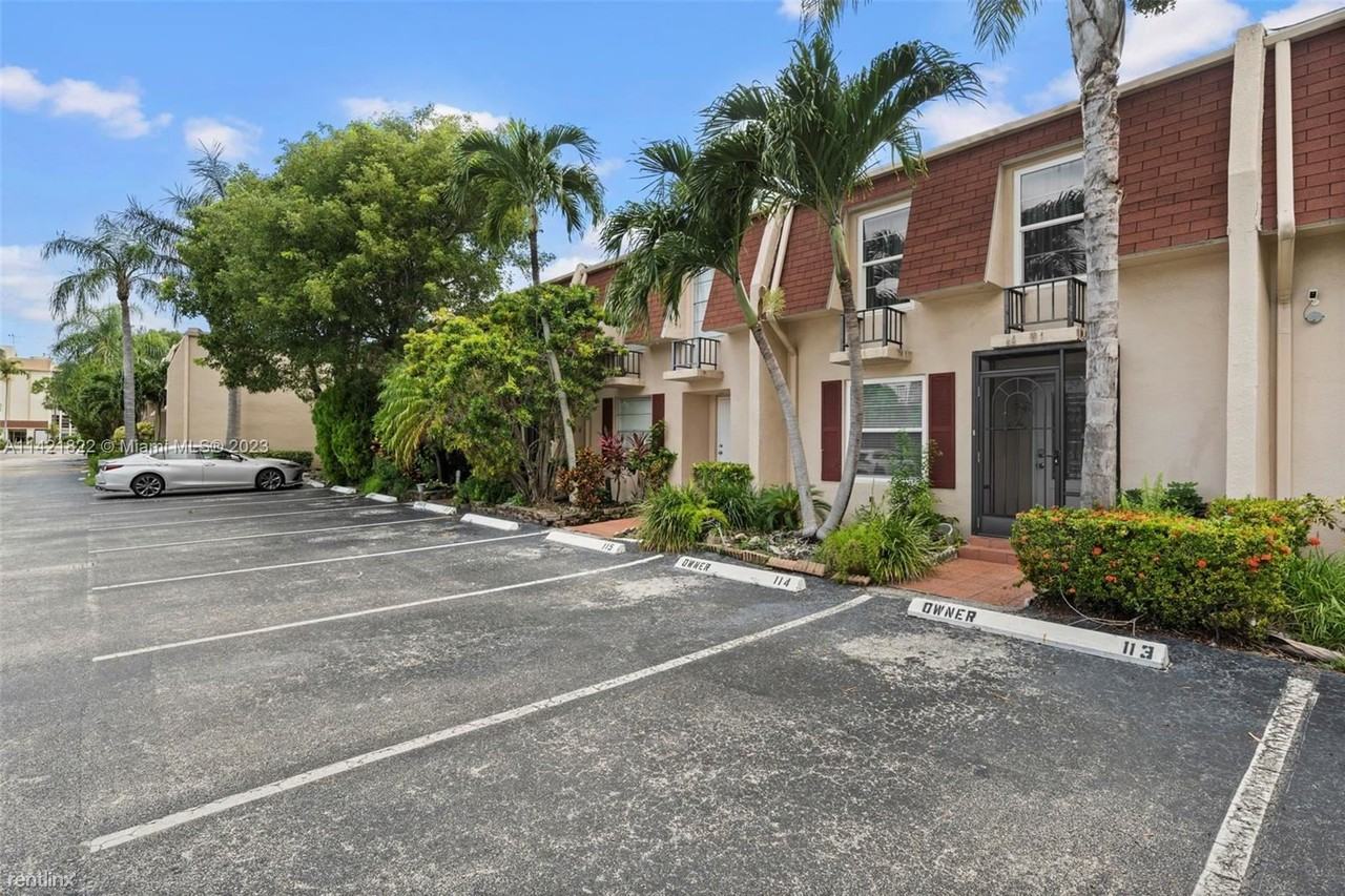 1951 Atlantic Shores Blvd #24