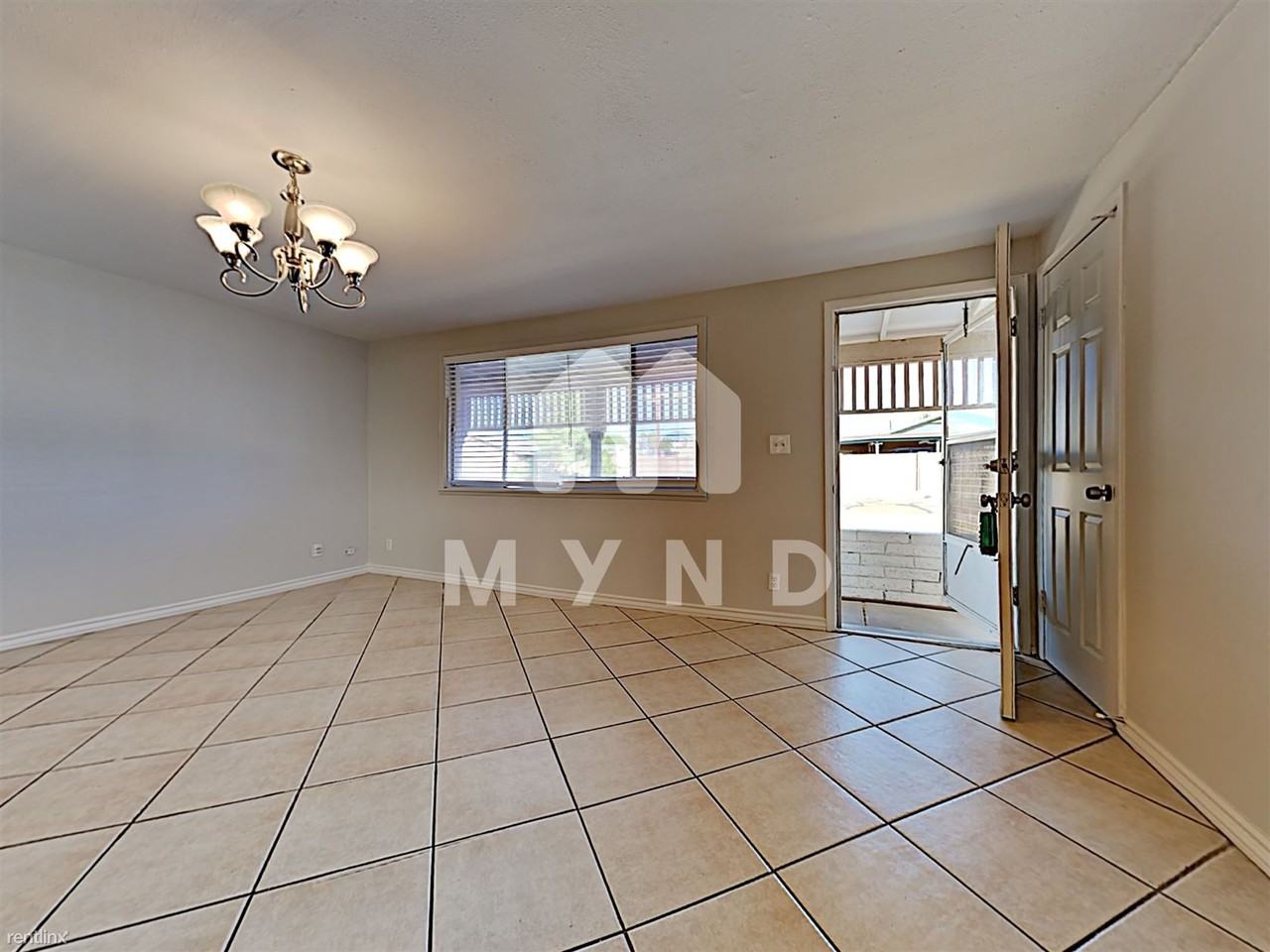 15033 N 30th Dr - Photo 2 of 18