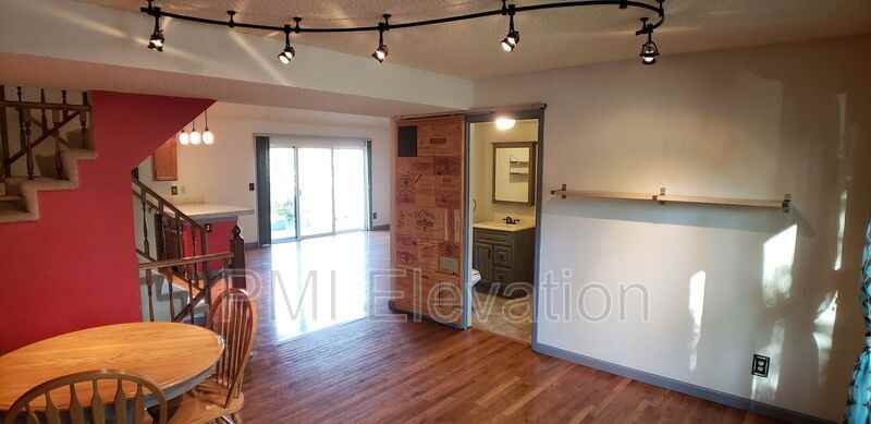 150 N Carlton St - Photo 3 of 25