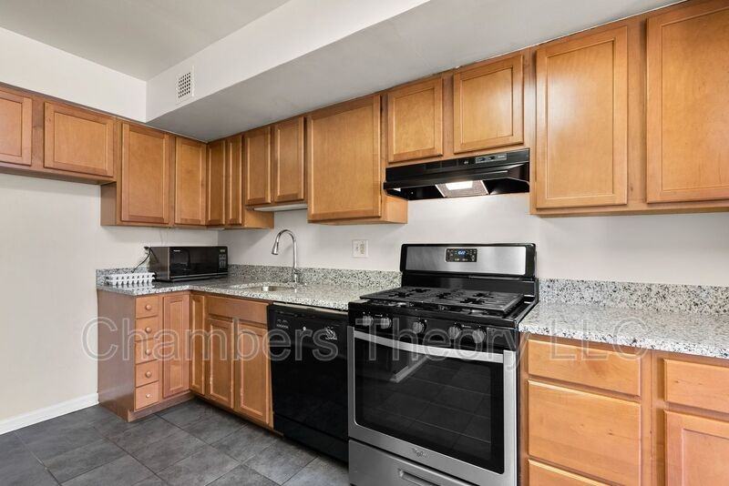 4241 Columbia Pike #101 - Photo 5 of 27