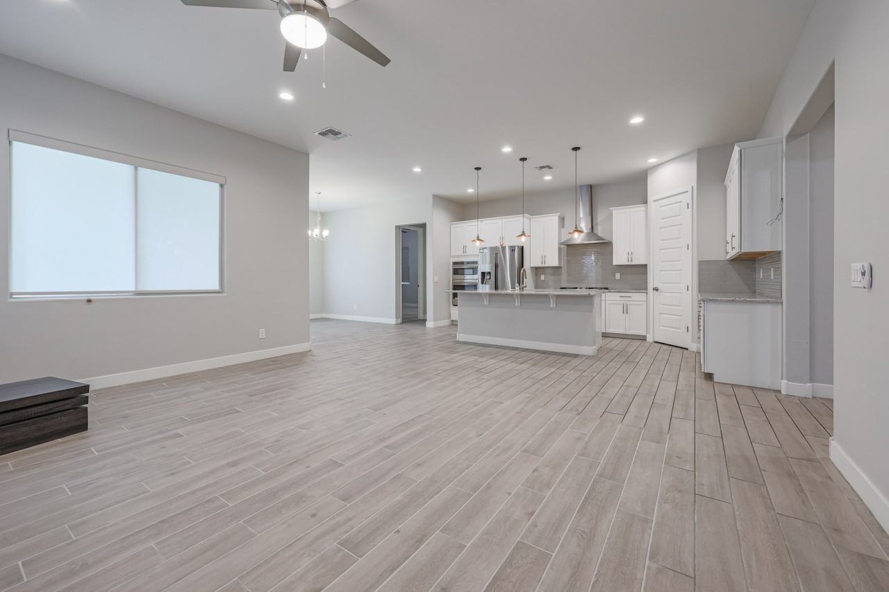 47 W Dublin St - Photo 5 of 30