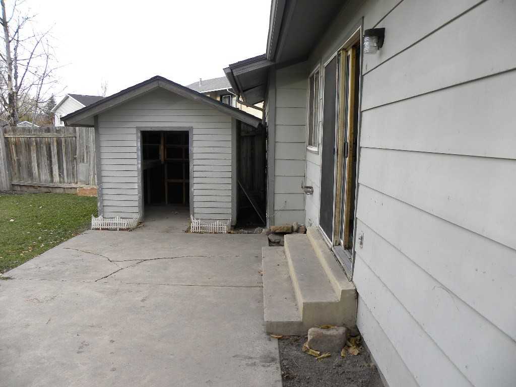 1386 Country Manor Dr - Photo 3 of 11