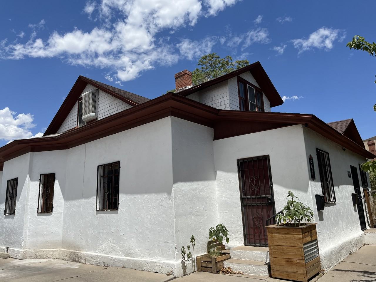 519 Roma Ave Nw - Photo 4 of 50