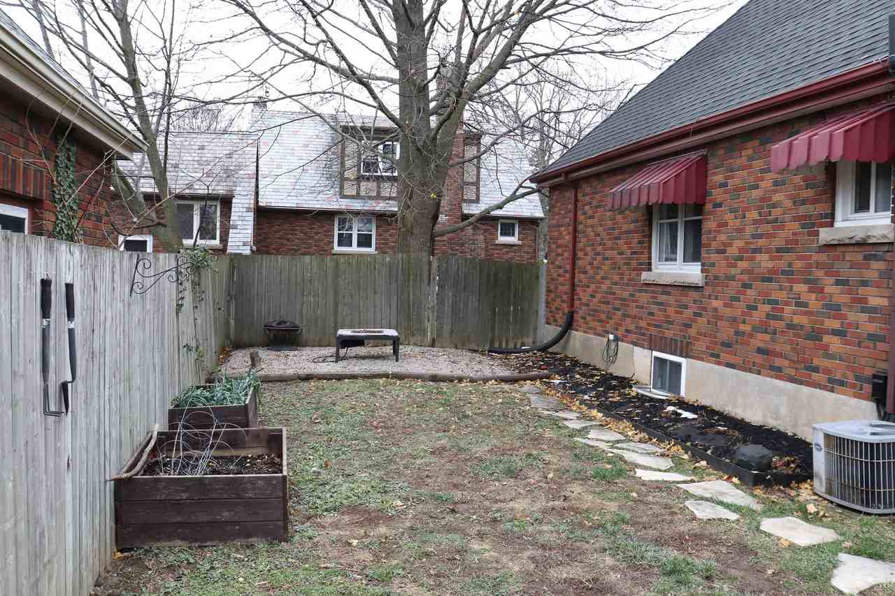 28 Wanda Road - Photo 3 of 13