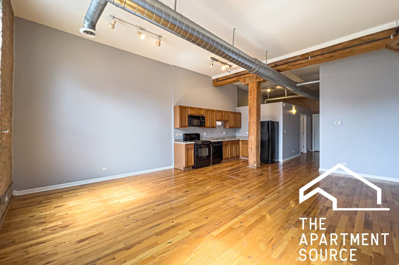 1822 S Bishop St #208 - Photo 2 of 19