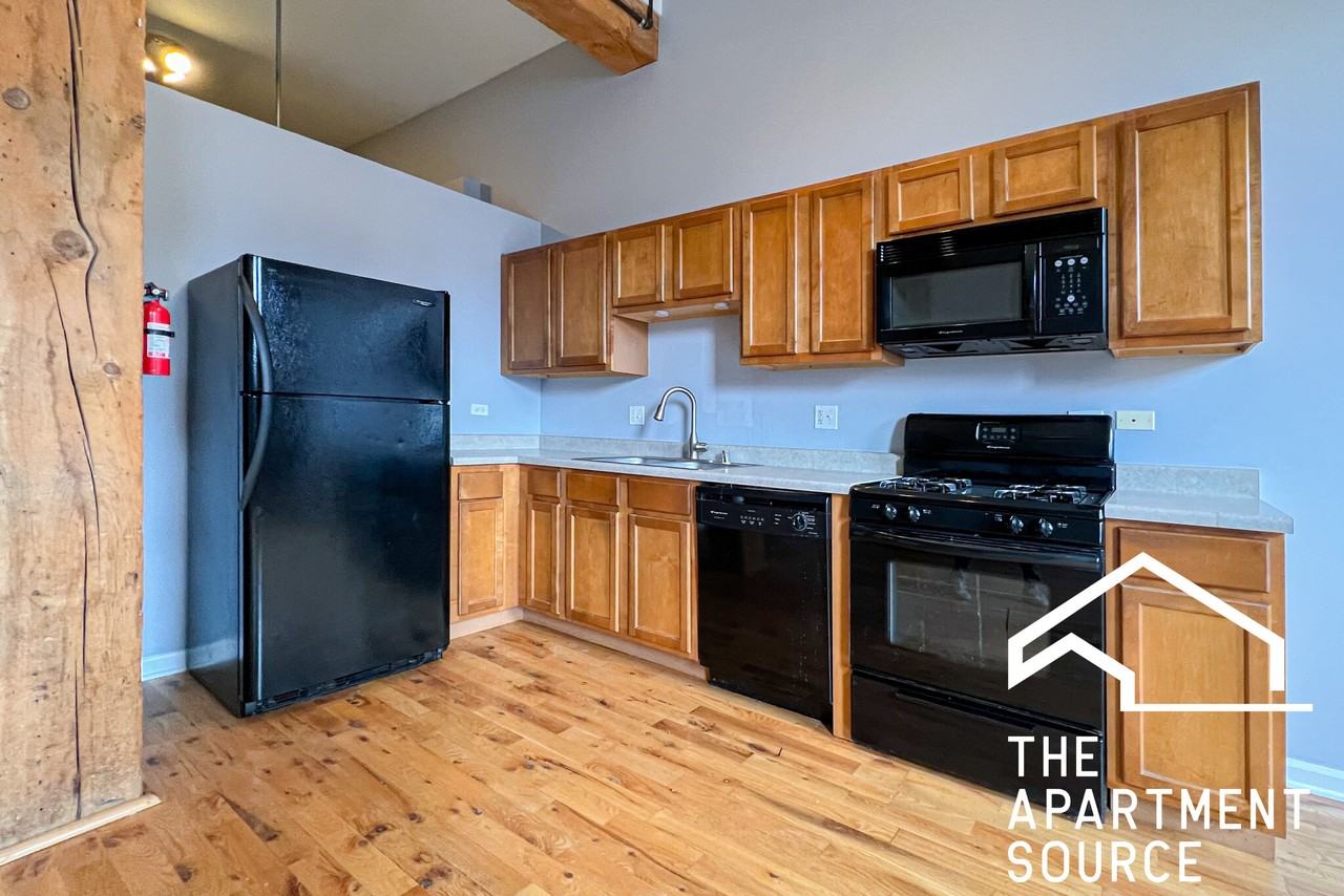 1822 S Bishop St #208 - Photo 4 of 19