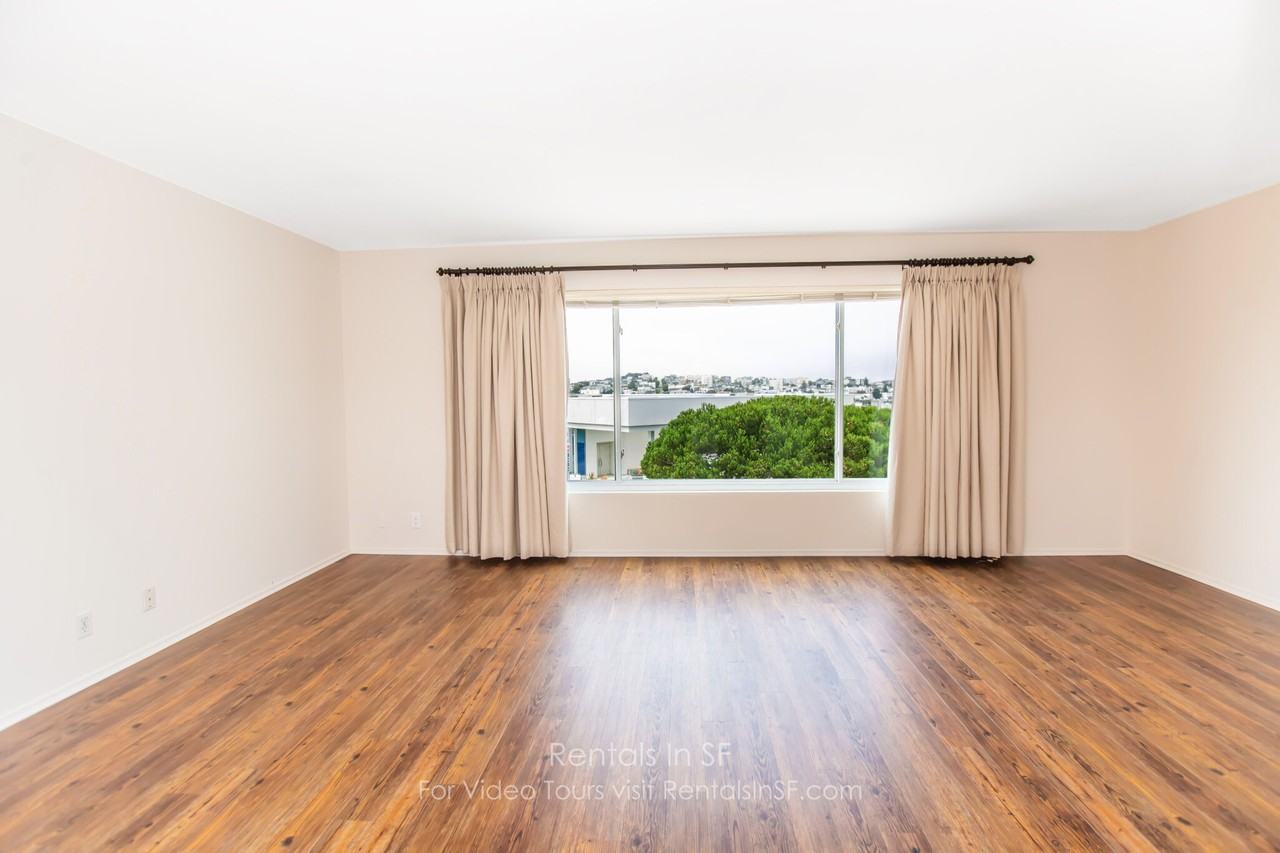 140 Terra Vista Avenue - Photo 2 of 15