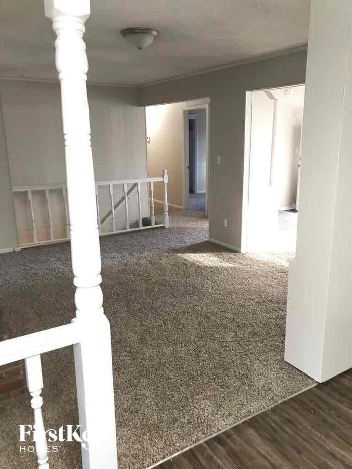 9008 E 90th Ter - Photo 3 of 10