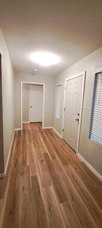 501 E 10th St - Photo 2 of 17