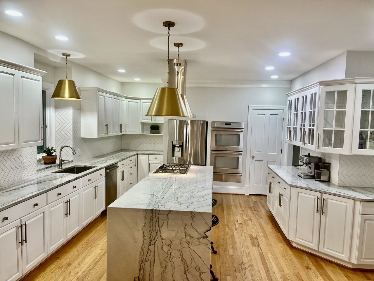 4985 Spaulding Dr #NA - Photo 3 of 23