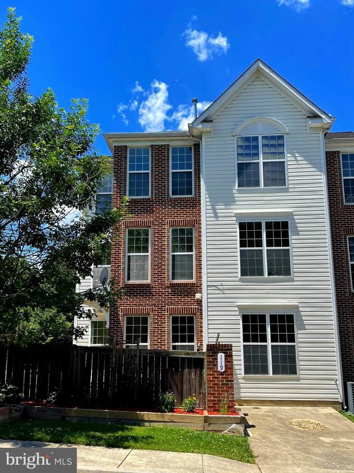 119 Whiskey Creek Cir - Photo 3 of 47