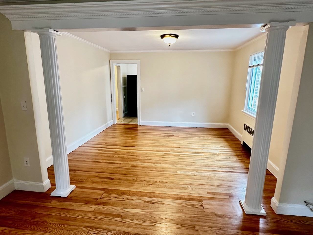 27 Heath St #2 - Photo 4 of 25