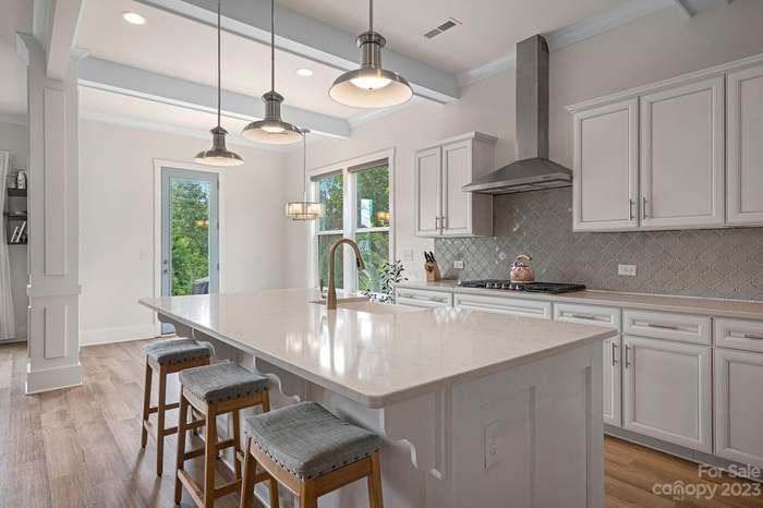 419 Crisfield Ct #NA - Photo 3 of 14