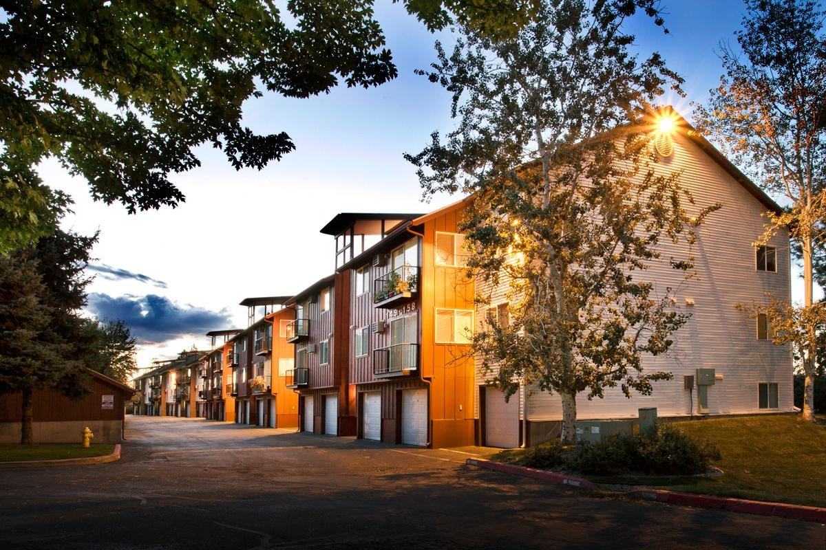 13303 E Mission Ave - Photo 5 of 25