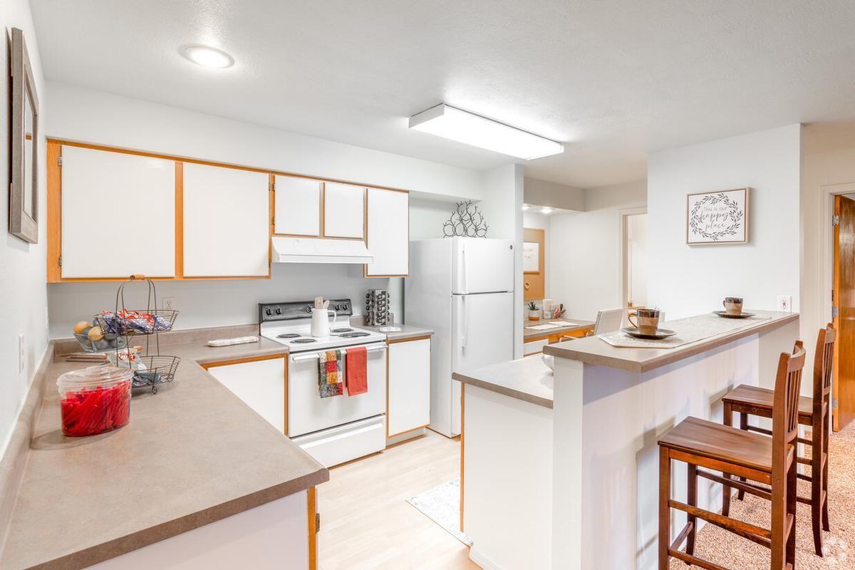 13303 E Mission Ave - Photo 4 of 25