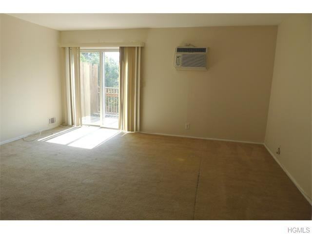 48 Elissa Ln #2 - Photo 2 of 13