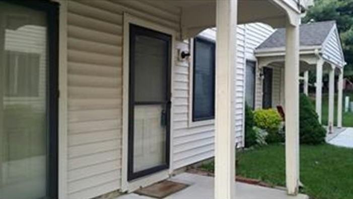 1707 Roberts Way - Photo 2 of 4
