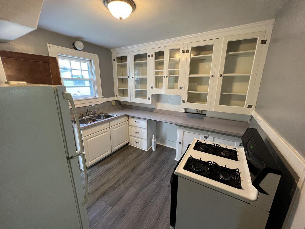 229 Inglewood Dr - Photo 2 of 14