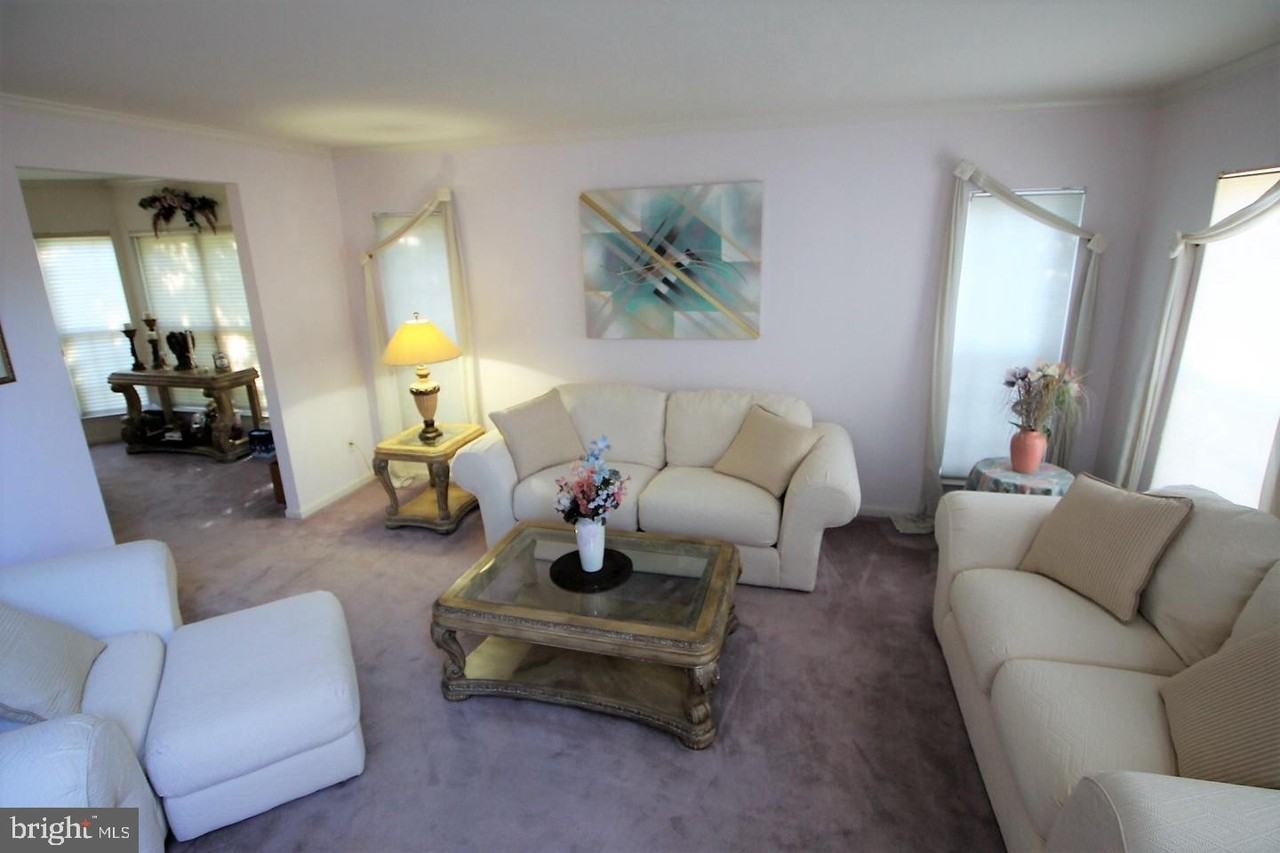 8137 Showcase Ct - Photo 3 of 49