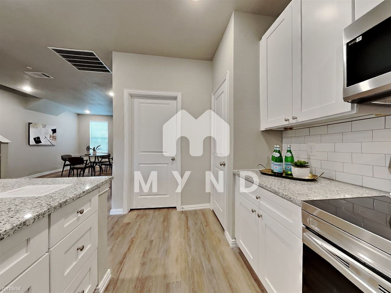 416 Willow Xing E - Photo 3 of 26