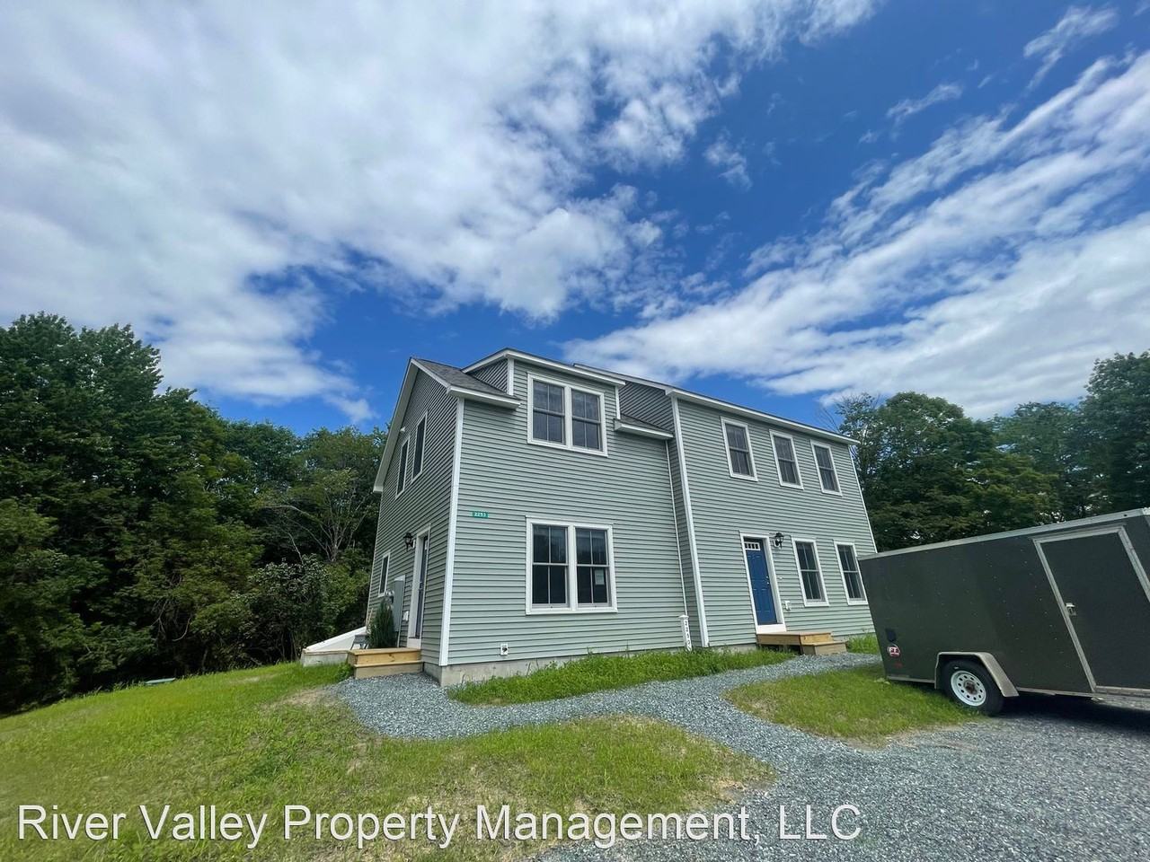 2253 E Woodstock Rd - Photo 2 of 9