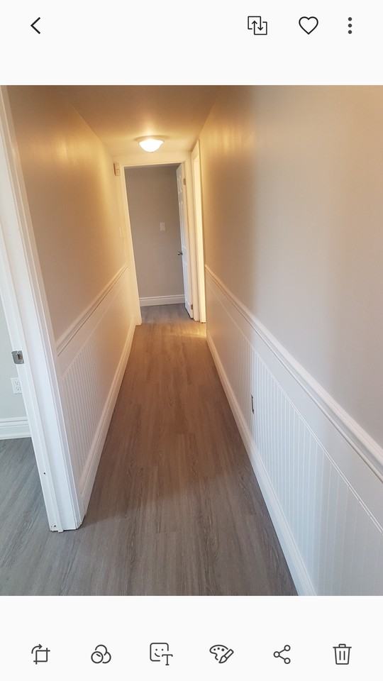 964 Ritson Road South - Photo 2 of 12