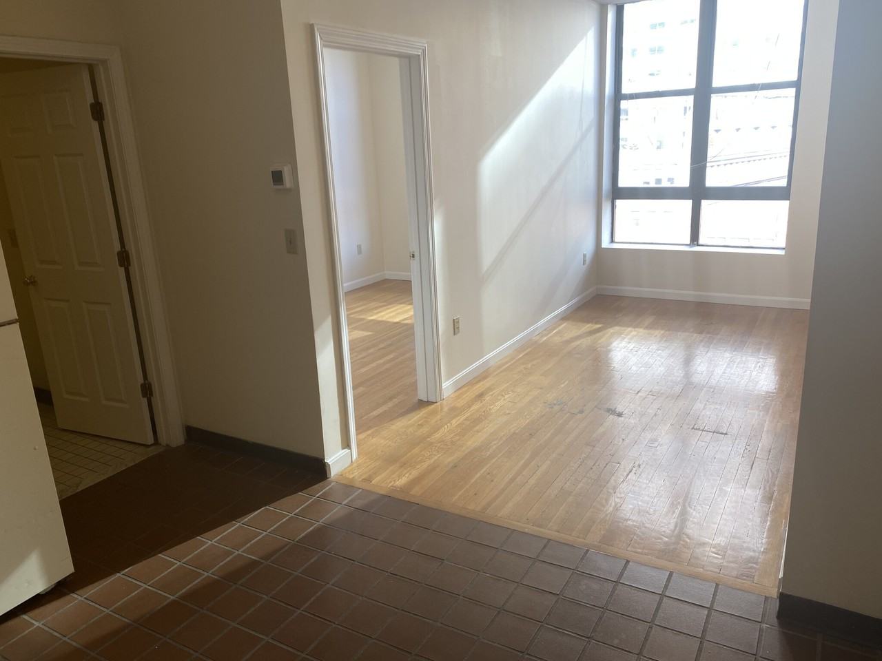 Essex St #84 - Photo 2 of 9