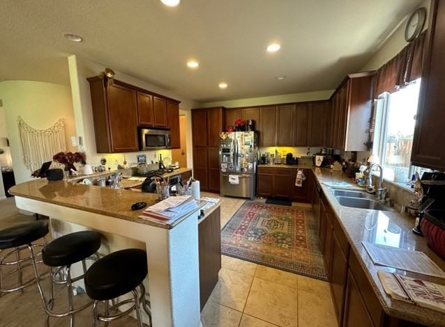 337 Pinnacle Ln - Photo 3 of 14