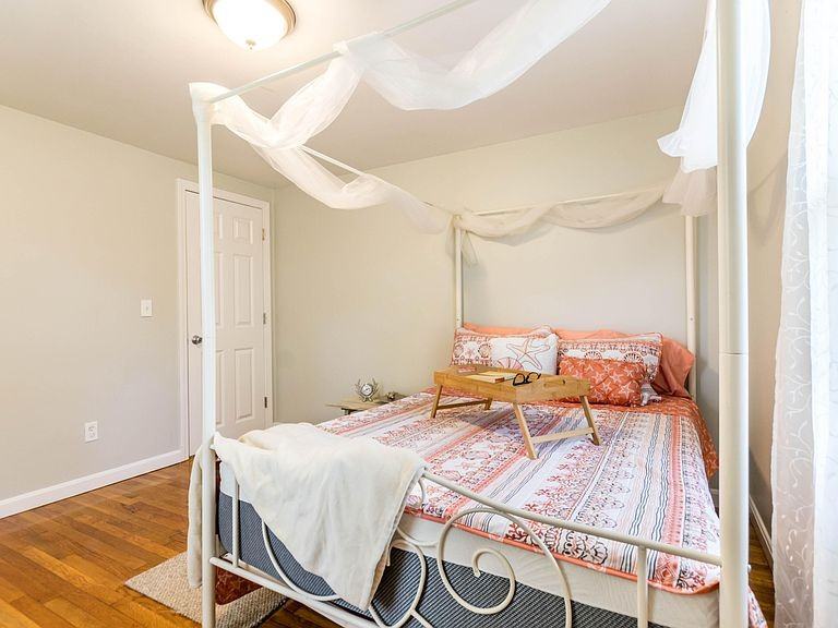 34 Reid Ave #NA - Photo 2 of 7