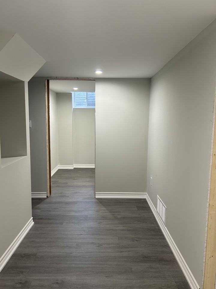 175 Brownley Lane #Bsmt - Photo 3 of 16